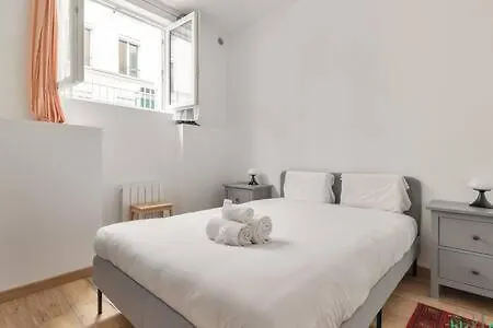 Wehost- Pour 4 Personnes - Nation Paris